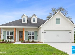 203 Sun Vista Ln, Lafayette, LA 70506