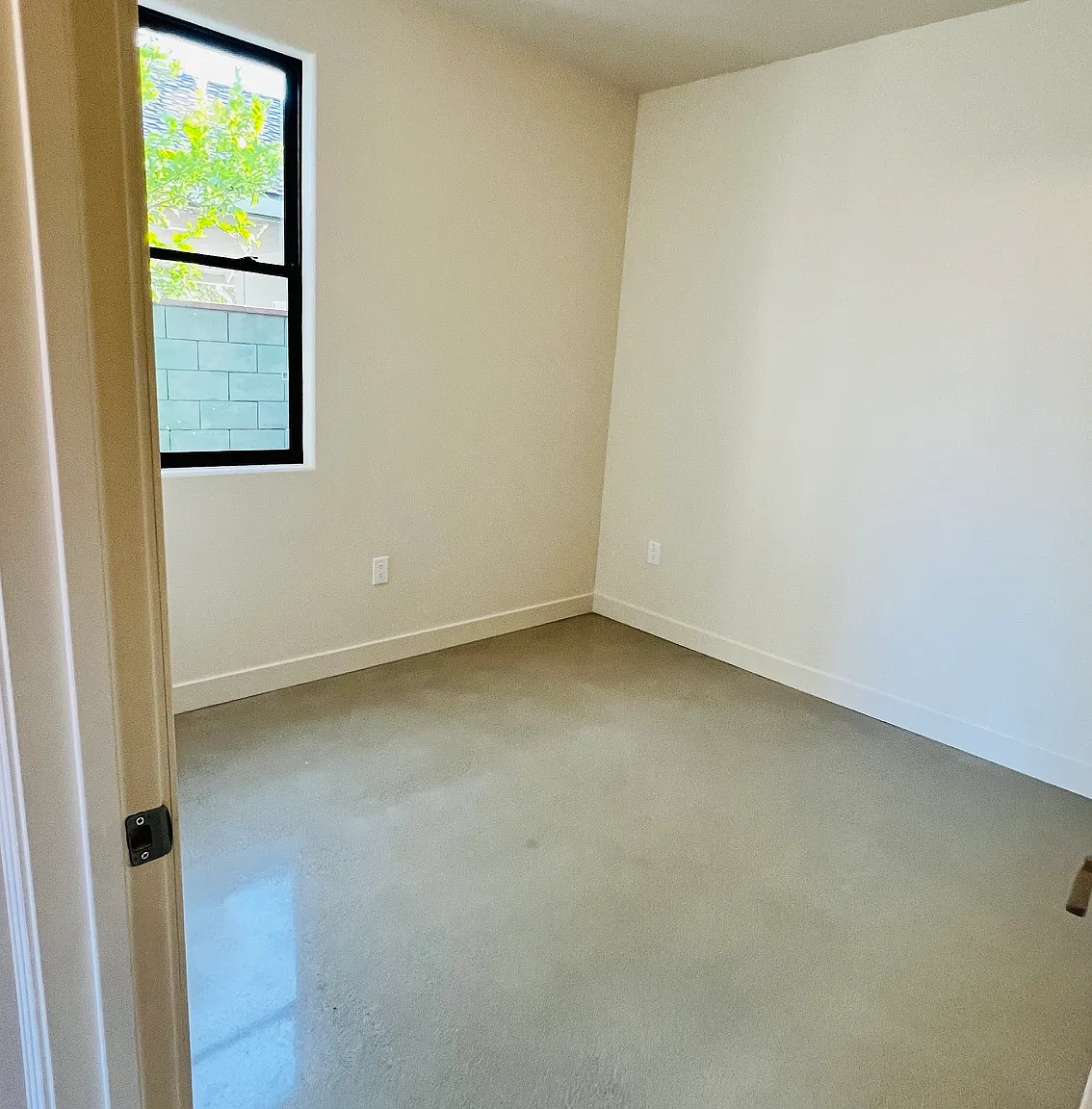 1205 S Chavez St — Photo 4