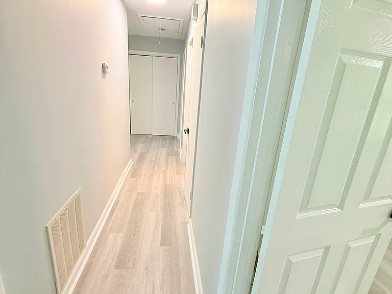 3130 Bancroft Ave — Photo 16