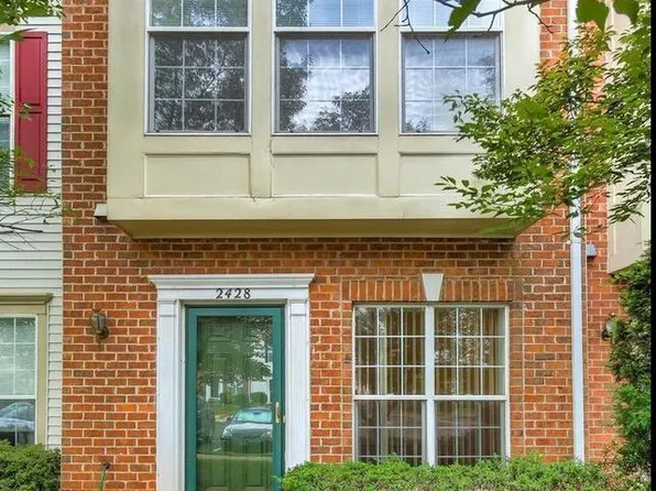 2428 Corn Crib Ct, Herndon, VA 20171