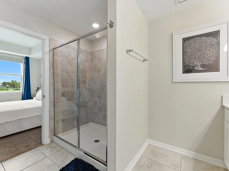 Paradox Cir — Photo 20