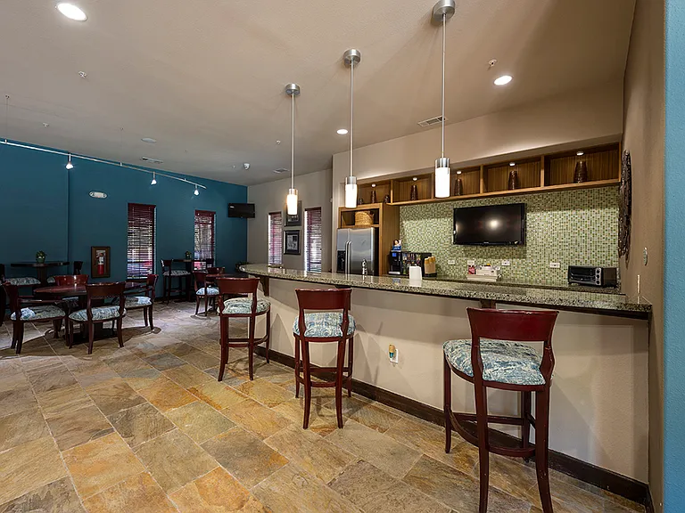 Vista Ridge Apartment Homes — Photo 19