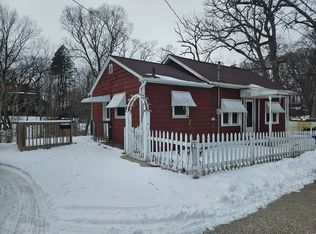 1802 30th St, Moline, IL 61265