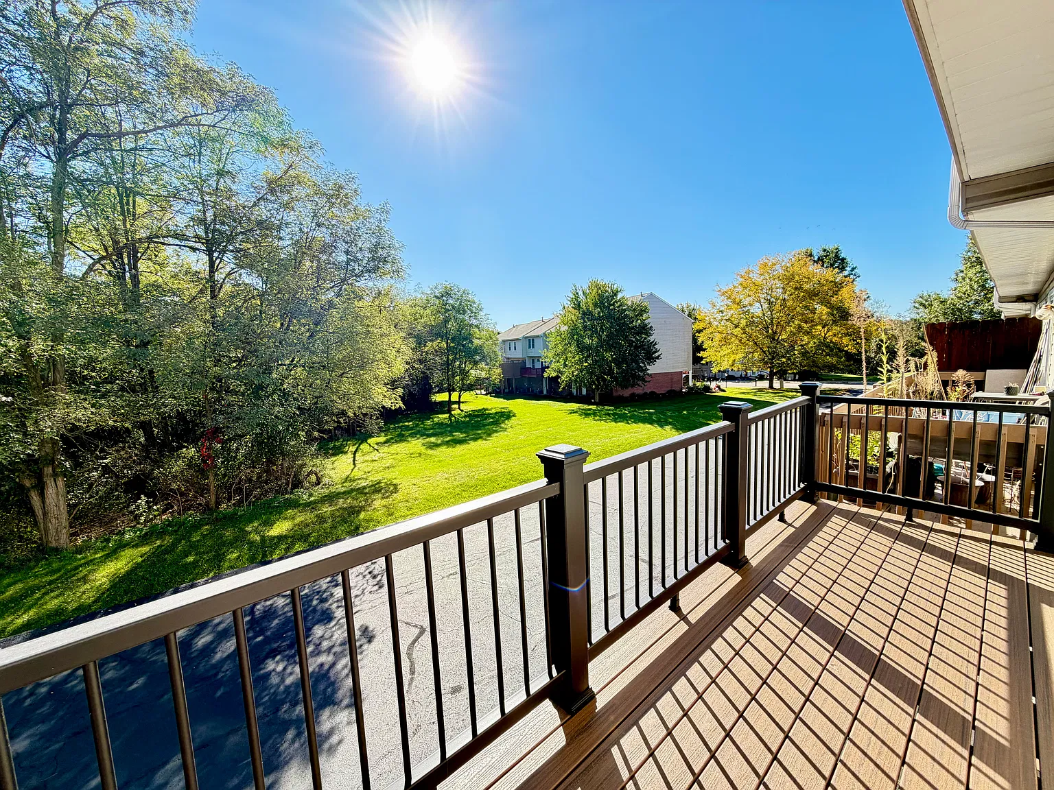 2 bed, 1.5 bath, 1100 sqft, $1,700 — Photo 3