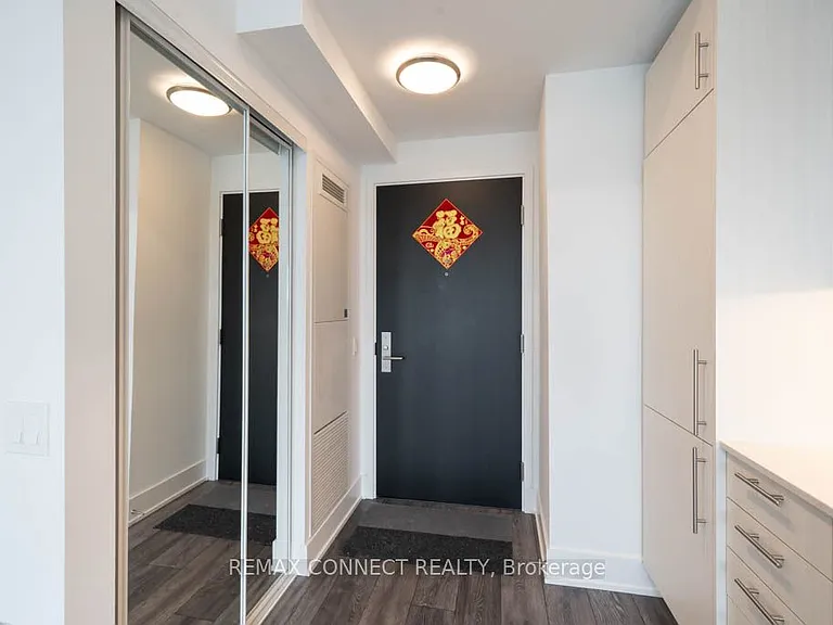 403 Church St #1211 — Photo 4