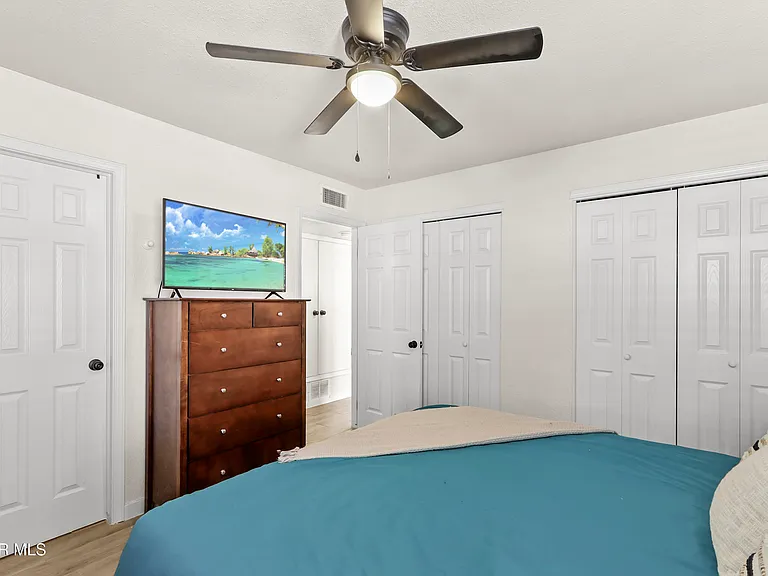 10925 Ernie Banks Dr — Photo 13