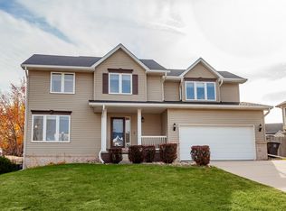 2617 Driftwood Ave, Des Moines, IA 50320