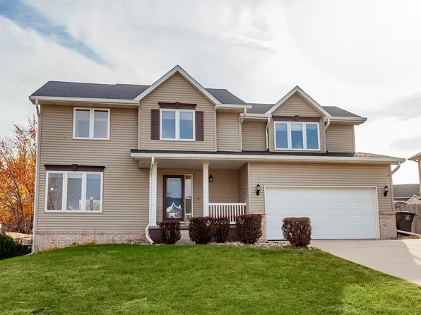 2617 Driftwood Ave, Des Moines, IA 50320