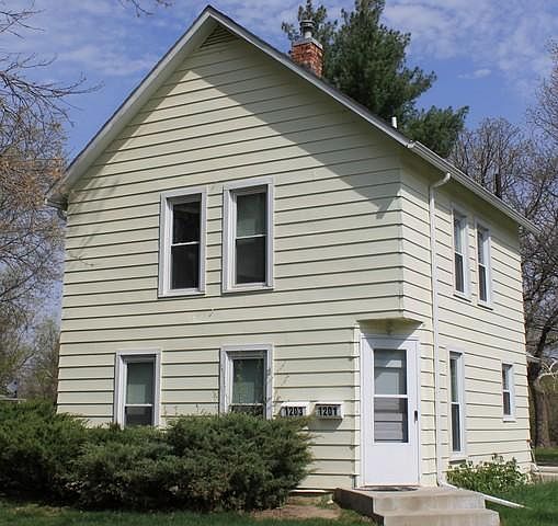 1st image of 1201 N 3rd St #1203