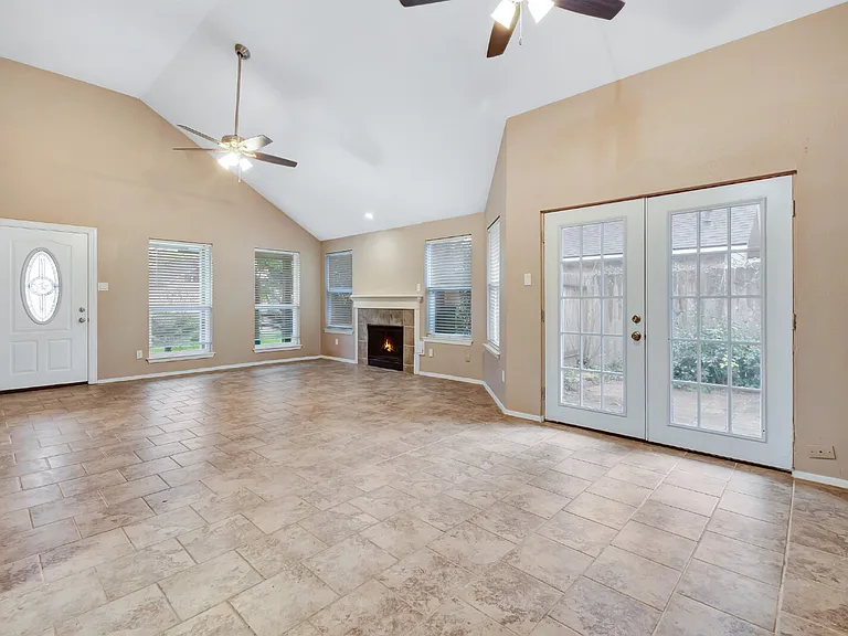 17018 Dusty Mill Dr W — Photo 2
