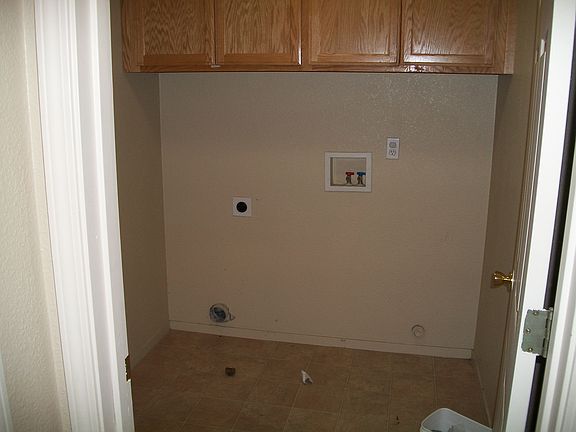 5th image of 29156 W Luis Ave