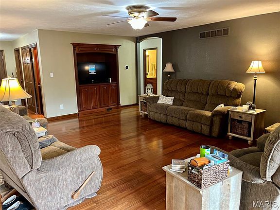 4th image of 149 Bethel Rd