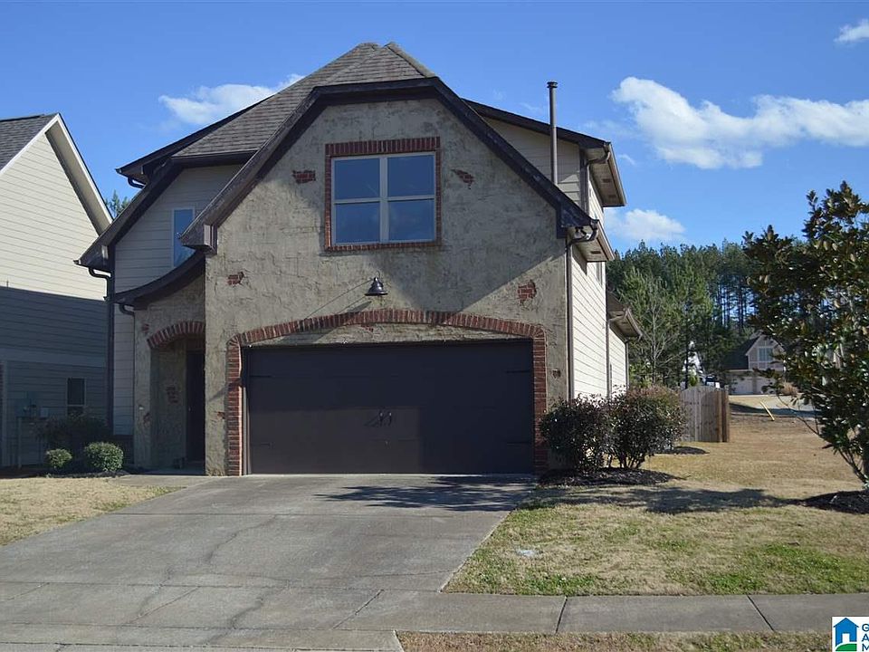 2nd image of 2032 Springfield Dr
