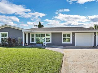 68 Azalea Cir, Tequesta, FL 33469