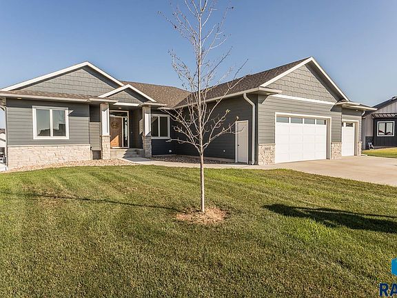 2nd image of 5604 E Daybreak Cir