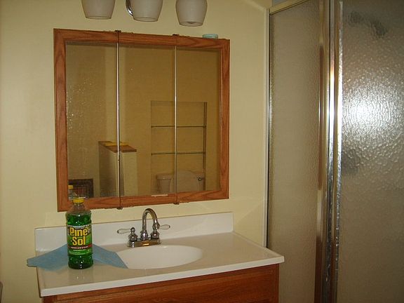 full bath in lower