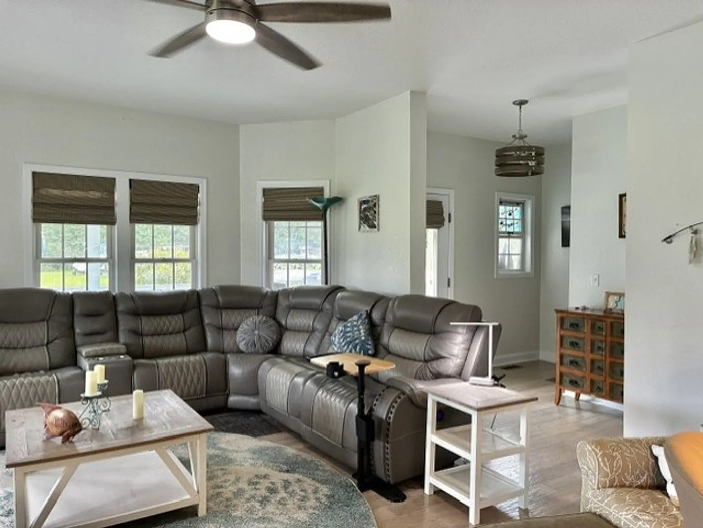 Sun- Filled, 4 Bed, 3.5 Bath in Waterfront Community of Riversedge in Moyock. — Photo 4