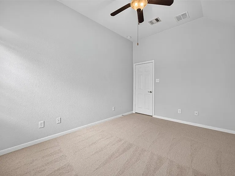 50 Vershire Cir — Photo 30