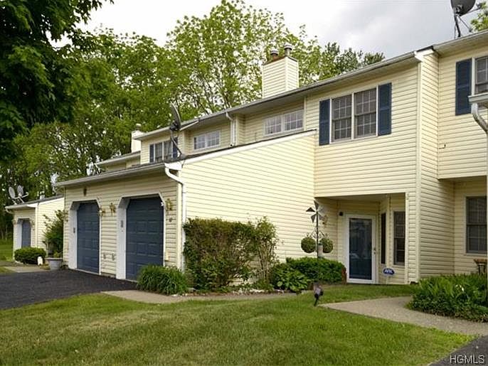 1st image of 67 Winding Brook Dr