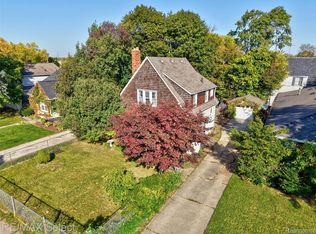 1913 E 2nd St, Flint, MI 48503