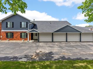 4505 Armar Dr SE APT 80, Cedar Rapids, IA 52403