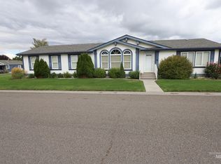 910 Moonglo Rd SPACE 11, Buhl, ID 83316