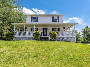 208 Hallock Dr, Abingdon, VA 24210