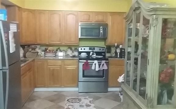 4th image of 4835 Hauck Dr