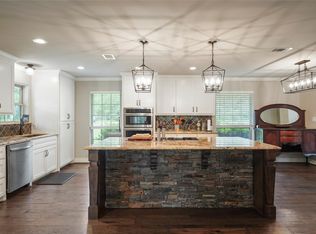 143 Linnwood Dr, New Caney, TX 77357