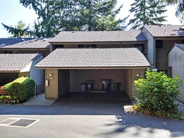 6268 137th Pl NE APT 242, Redmond, WA 98052