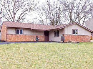 516 White Oak Rd, Bolingbrook, IL 60440