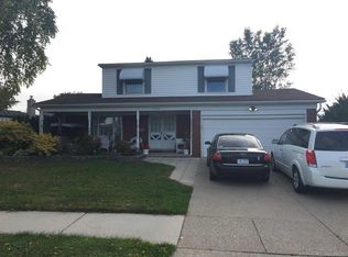 31534 Acton Dr, Warren, MI
