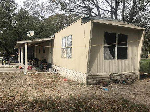 5th image of 4521 Cambria St