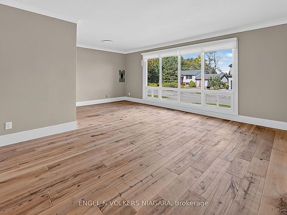 4th image of 76 Lavinia St