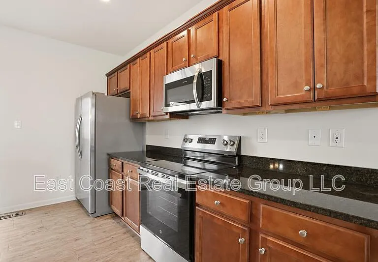 202 Magellan Dr — Photo 6