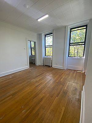 3rd image of 101 2nd Pl #4