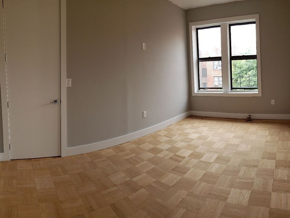 1st image of 25 Tennis Ct APT 6D
