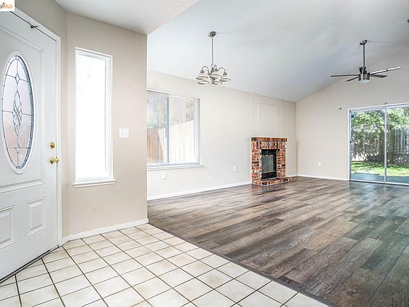 2nd image of 8568 Sunnybrae Dr