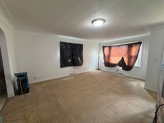 5th image of 406 NW 6th St