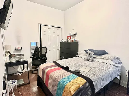 Rented by Corcoran | media 16