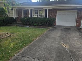 1924 N Iroquois Dr, Evansville, IN 47715