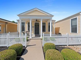 3243 Canal St, Saint Charles, MO 63301