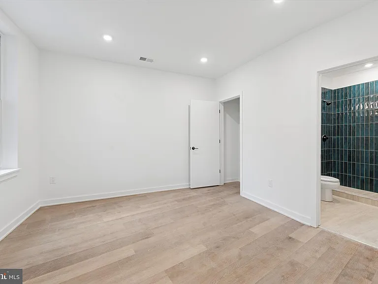 1500 Frankford Ave #302 — Photo 11