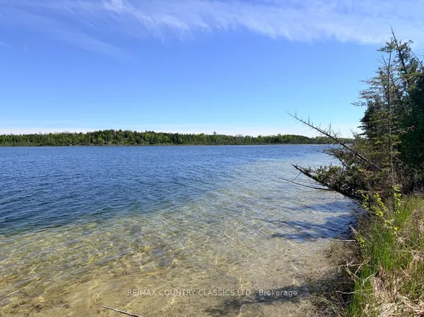 4166 Marlbank Rd, Tweed, ON K0K 2L0