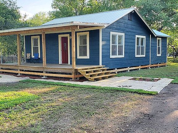 2nd image of 2565 Tierra Oriente Dr