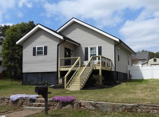 3 Crest St, Lyman, SC 29365