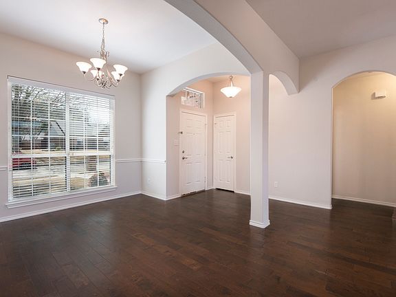 5th image of 1531 Crested Butte Dr