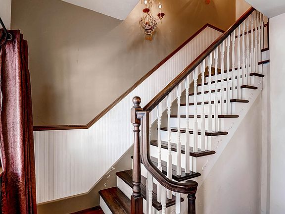 Beautiful Period Staircase