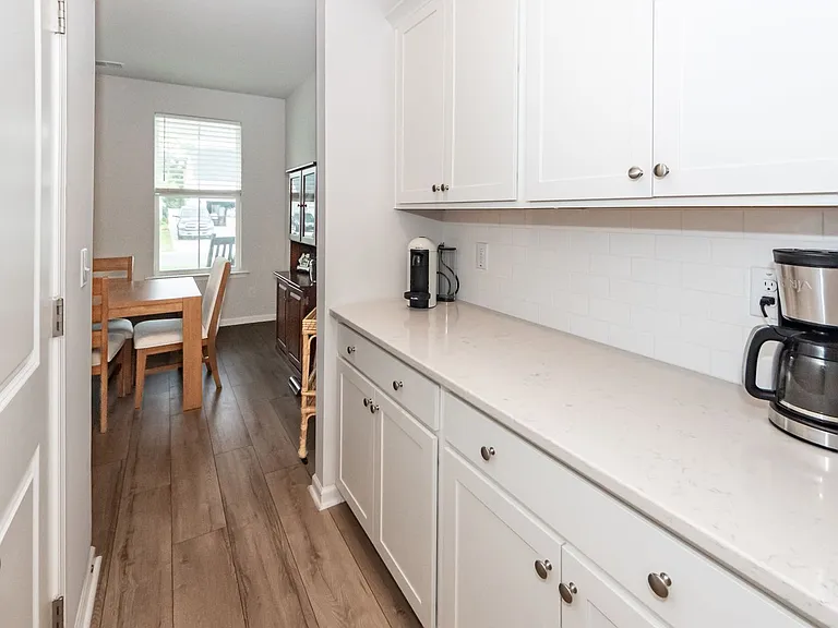 6976 Pumpkinseed Dr — Photo 10