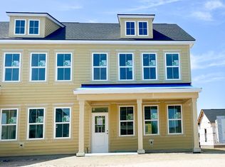 424 Swaying Pine Ln, Summerville, SC 29486